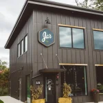elliot store front